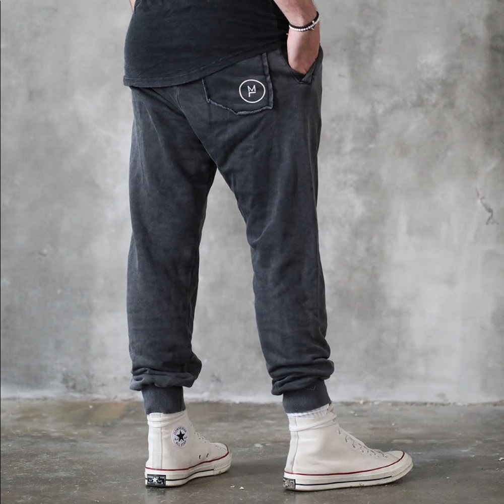 Classic ML Garment dyed Joggers